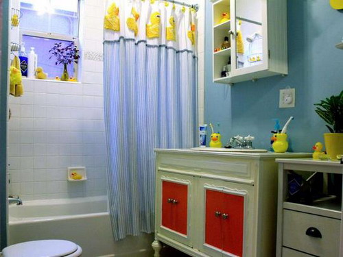 Duck-themed-bathroom-decorating-design